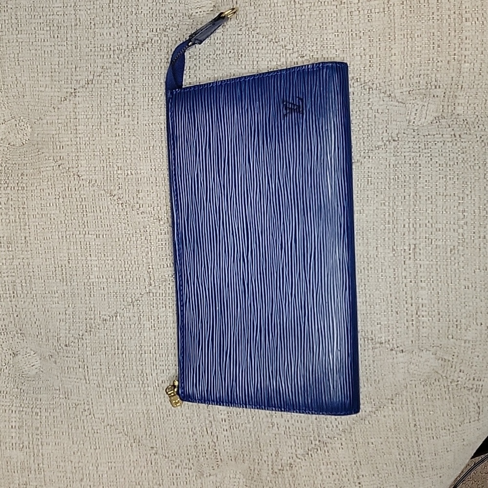 Louis Vuitton Epi Pochette